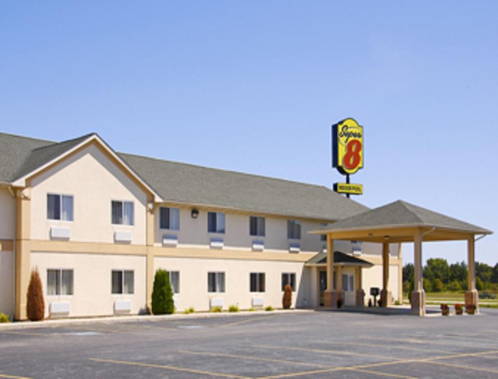 Super 8 By Wyndham Huntington Hotel Exterior foto